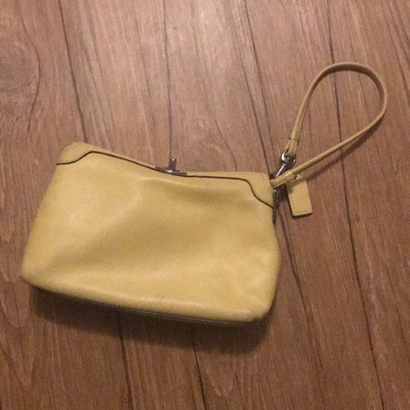 Coach wristlet - Picture 2 of 10